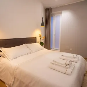 Bamboo Sinatra , Milaan Italië