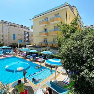 Adelphi Hotel
