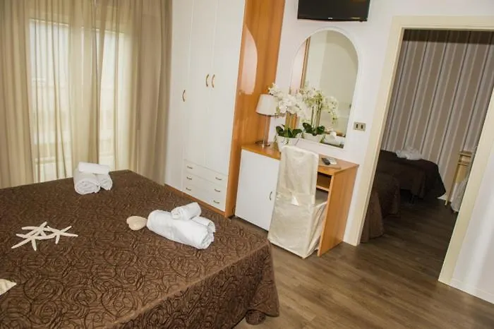 Hotel Ermeti B&B Brunch  Riccione