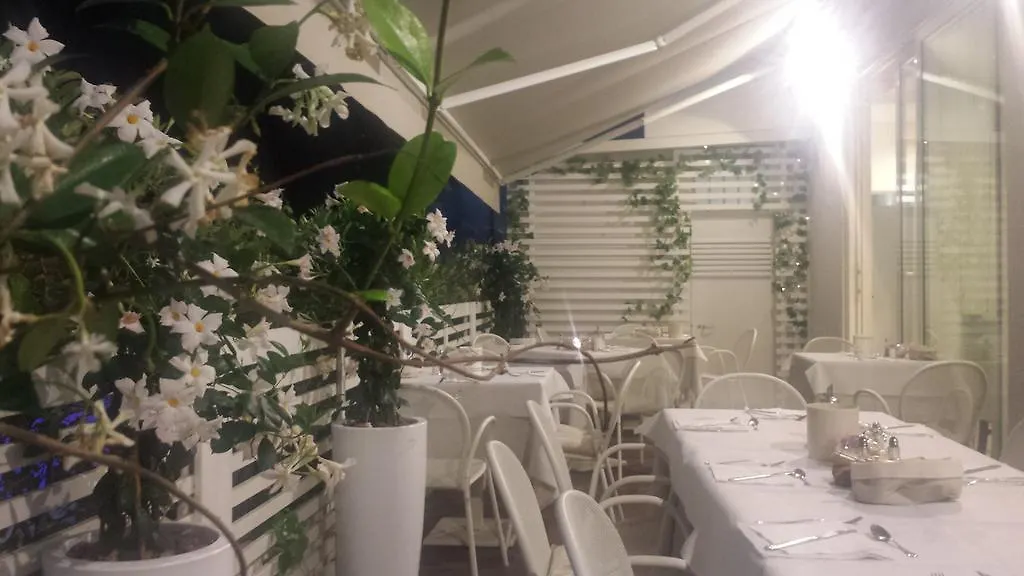 Hotel Ermeti B&B Brunch